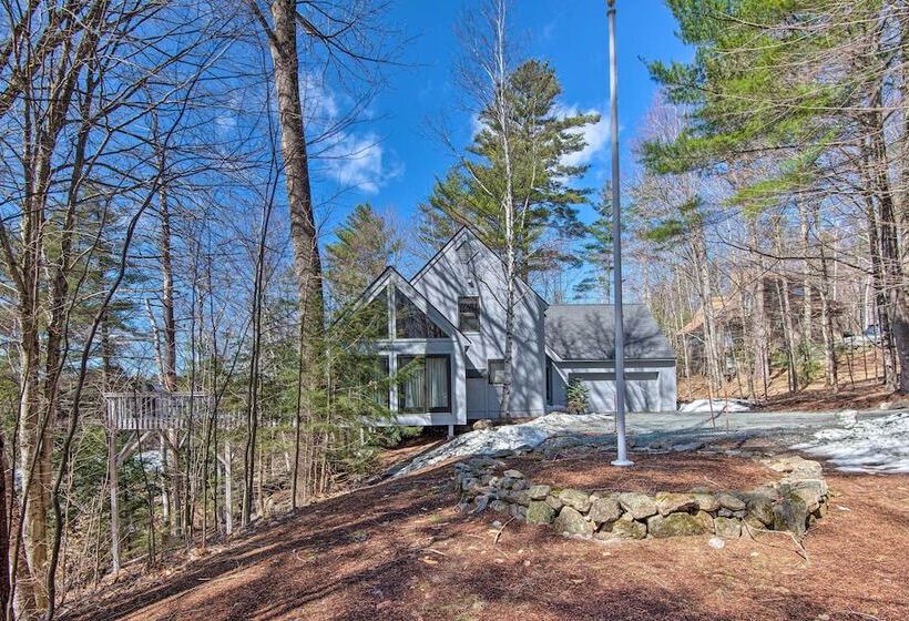 Wooded Waterfront Grantham Home < 10 Mi To Ski!