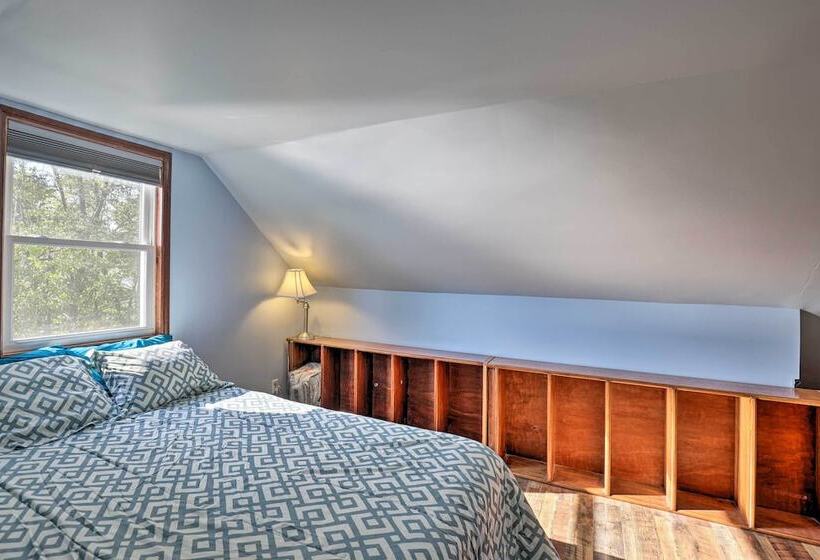 Aunt Al S Place Home On Canandaigua Lake W/ Deck