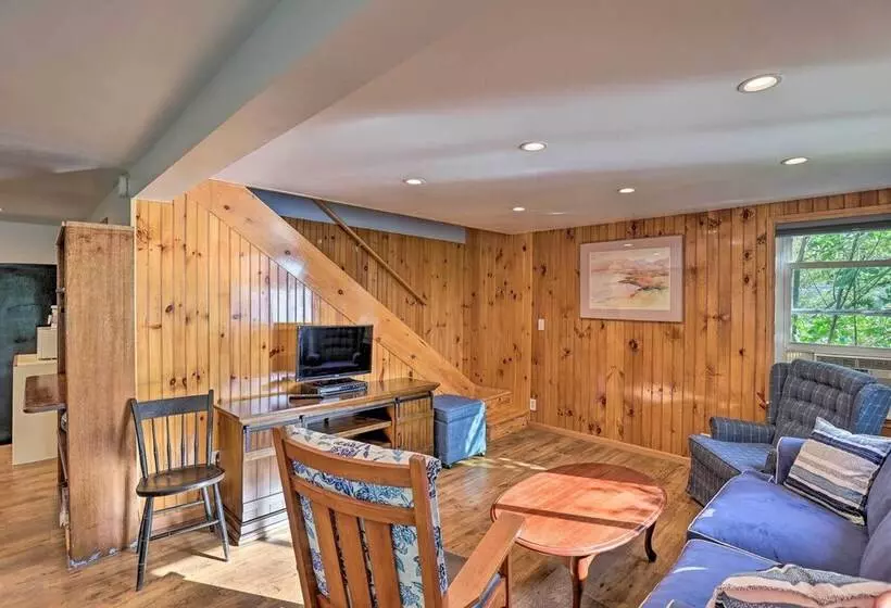 Aunt Al S Place  Home On Canandaigua Lake W/ Deck