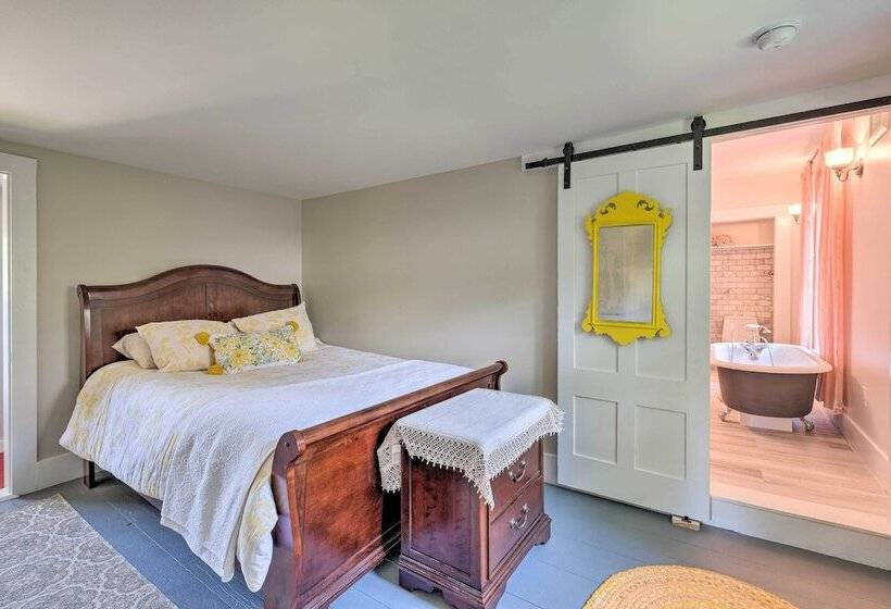 Bright Lake Winnipesaukee Home Walk To Town