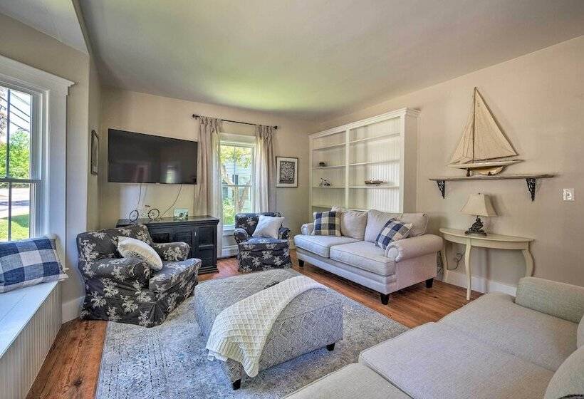 Bright Lake Winnipesaukee Home Walk To Town