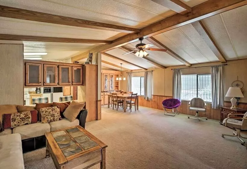 Bullhead City Home W/ Fire Pit   Walk To Co River!