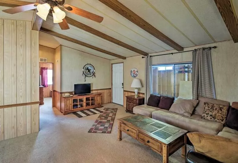 Bullhead City Home W/ Fire Pit   Walk To Co River!