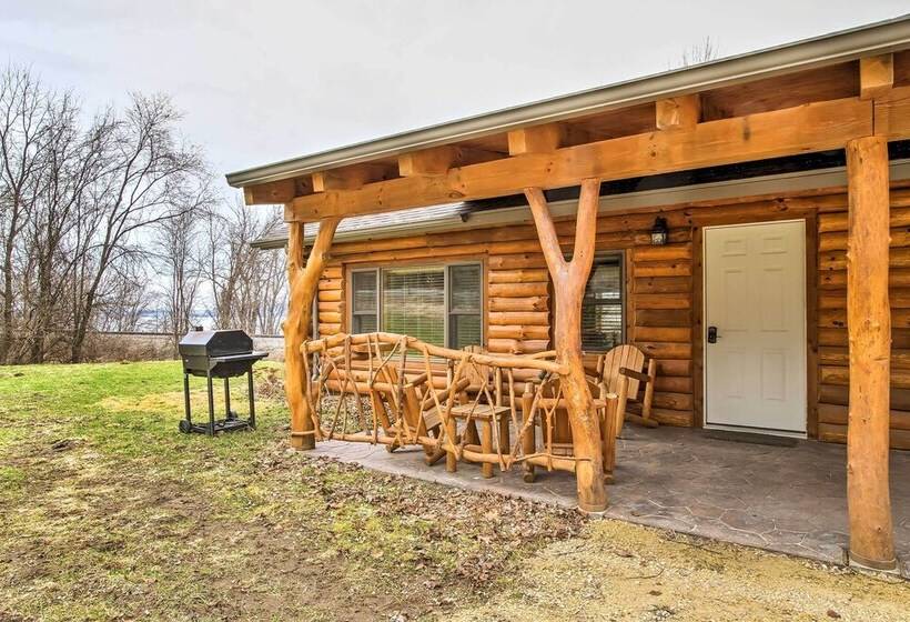 Cabin By The River: Visited By Treehouse Masters!