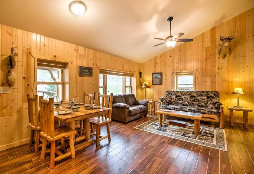 Cabin By The River: Visited By Treehouse Masters!