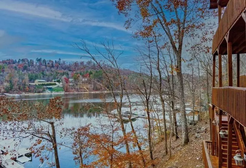 Chic  3bears Cabin  On Watauga Lake W/ Kayaks