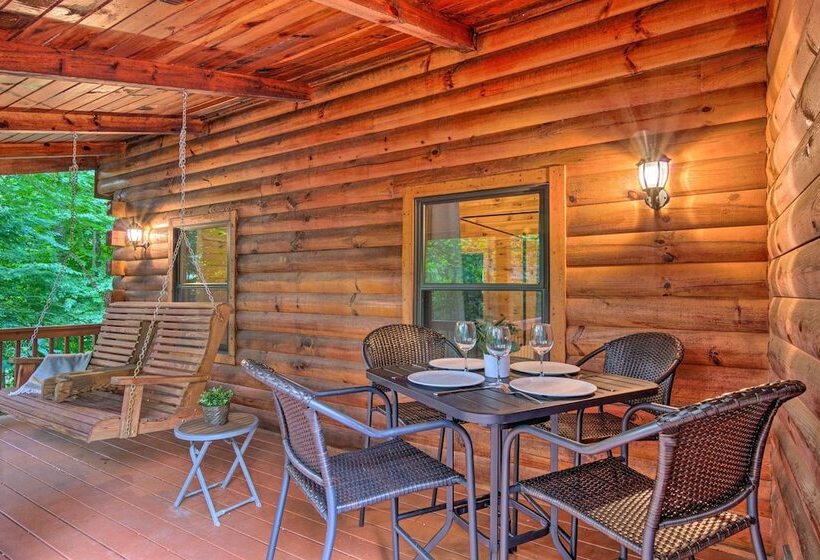 7 Mi To Ski Slopes: Mars Hill Cabin W/ Hot Tub!