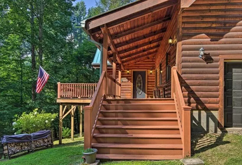 7 Mi To Ski Slopes: Mars Hill Cabin W/ Hot Tub!