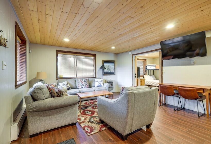 Deluxe A Frame Home W/ Game Room & Deck!