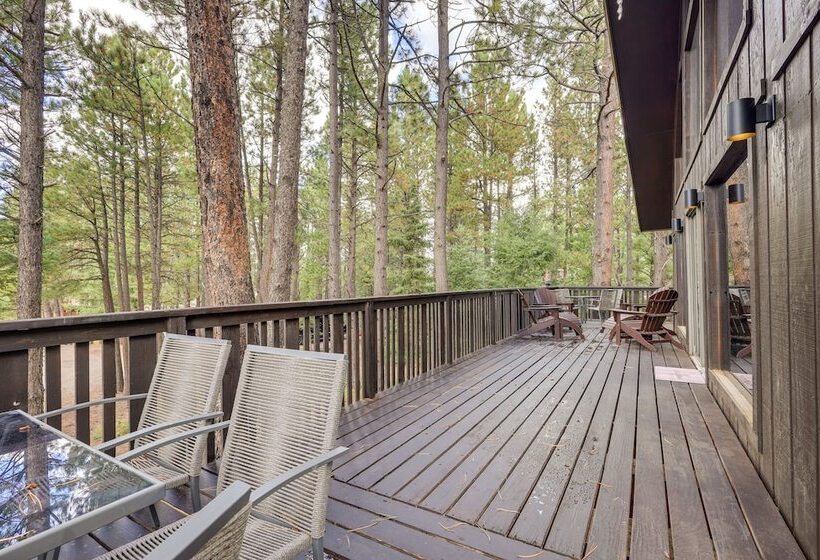 Deluxe A Frame Home W/ Game Room & Deck!