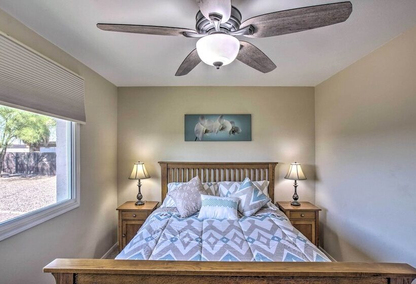 Pet Friendly Arizona Escape: Golf & Hike Nearby!