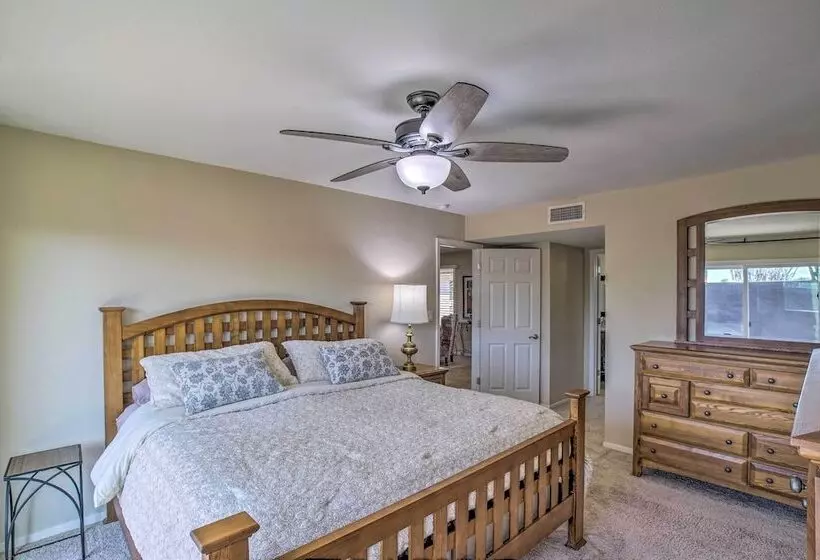 Pet Friendly Arizona Escape: Golf & Hike Nearby!