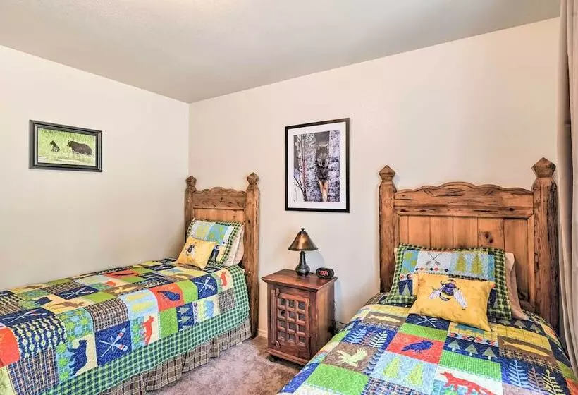 Flagstaff Home W/back Deck   5 Mi To Downtown