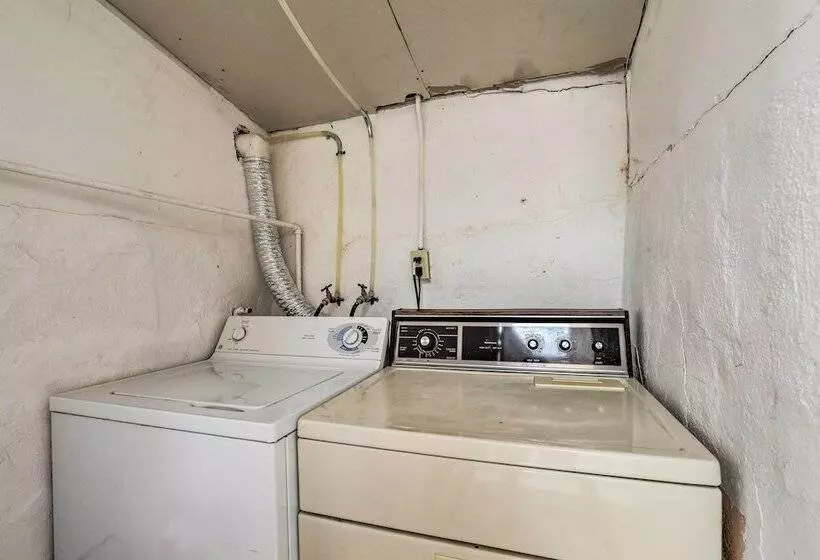 Home W/ Gas Grill   Walk To Bisbee Brewing Co