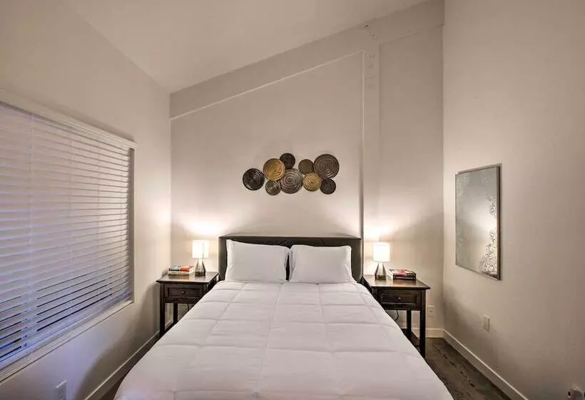 Home W/ Hot Tub < 5 Miles To Rainier National Park