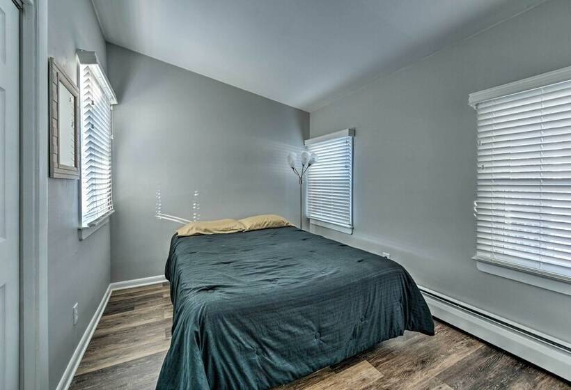 Gulf Coast Cottage   Walk To Beach & Boardwalk!