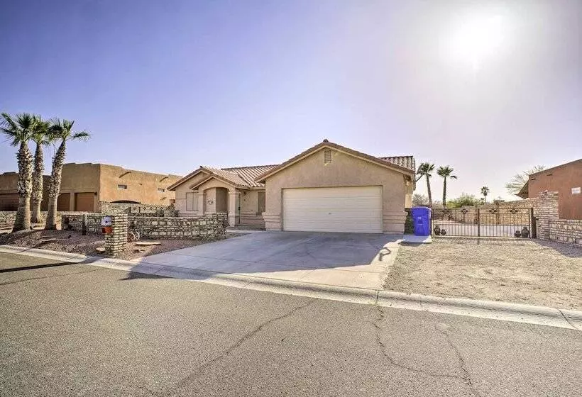 Idyllic Yuma Home W/ Mtn Views   Near Golfing