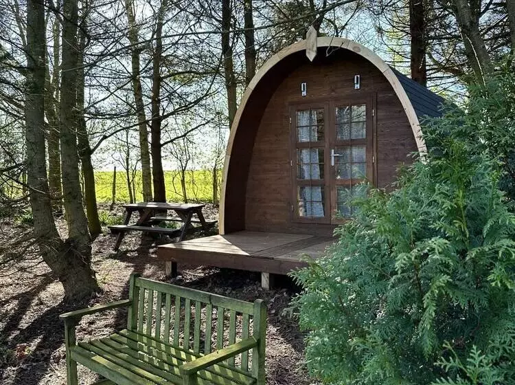 Woodland Camping Pod With Use Of Campsite Bathroom