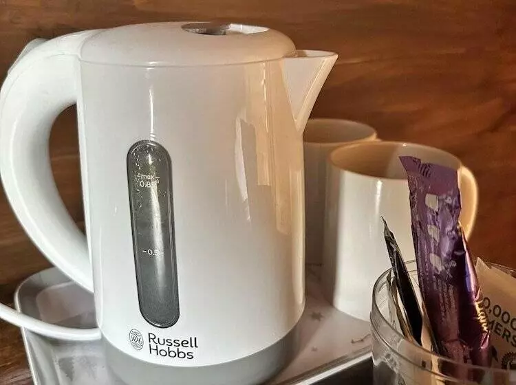 Woodland Camping Pod With Use Of Campsite Bathroom