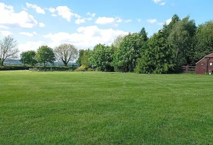 Woodland Camping Pod With Use Of Campsite Bathroom