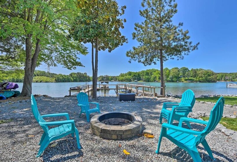 Lakefront Retreat W/ Kayaks & Paddleboards!