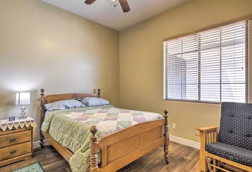 Luxe Queen Creek Escape: Private Pool + Yard!