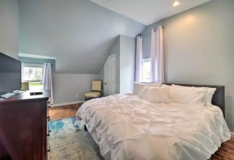 Morgantown Home W/ Deck ~ 2 Mi To Wv University!