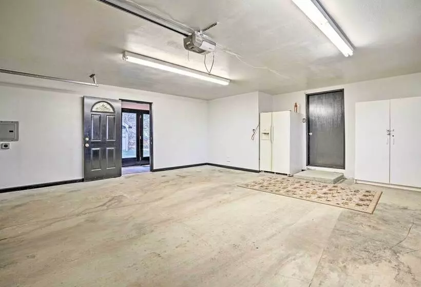 Mountain Escape   7 Miles To Mission Ridge Resort!