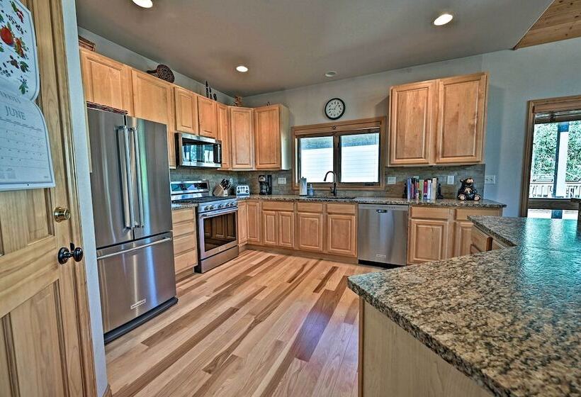 Mountain Home With Decks, Walk To Gondola