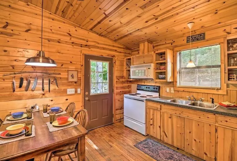 Mountain View Cabin W/ Wraparound Deck!
