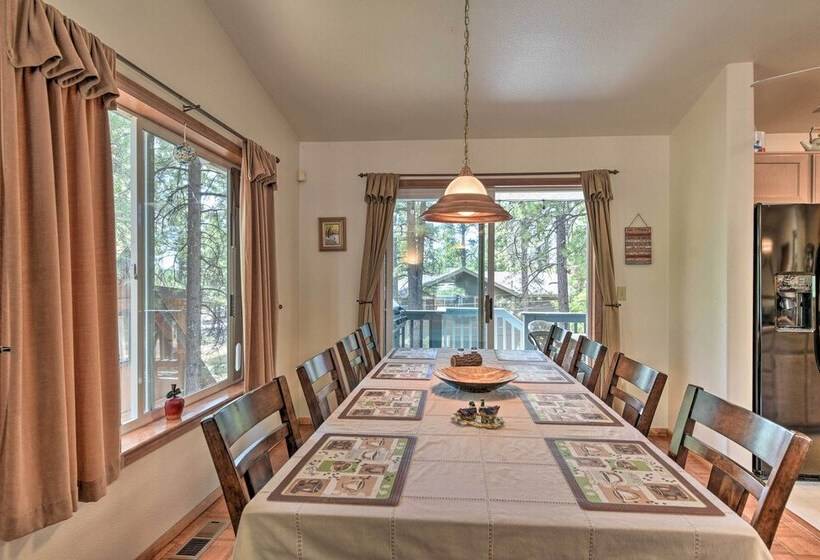 Munds Park Home W/ 3 Decks ~ 1 Mi Odell Lake!