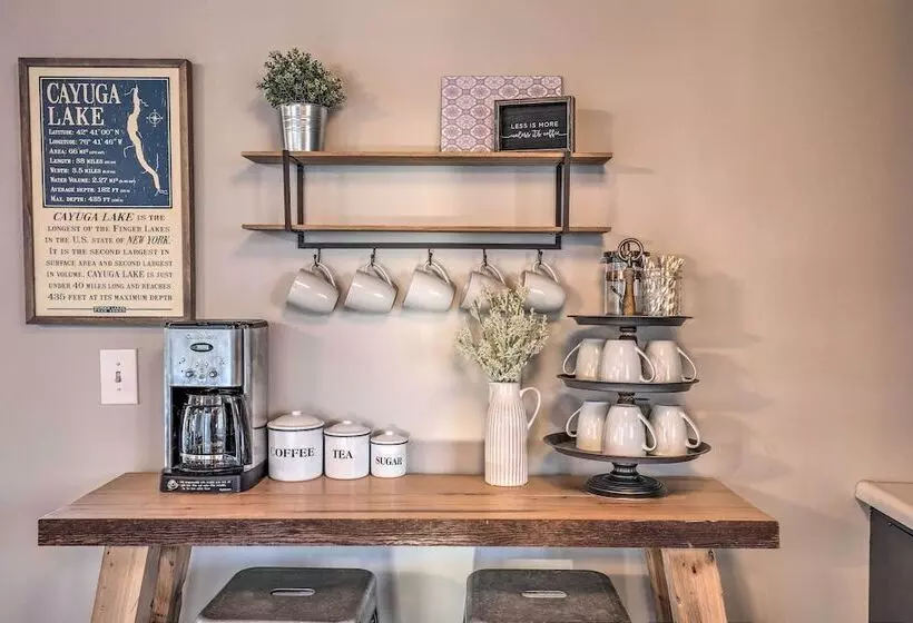 Seneca Falls Cottage On Cayuga Lake Wine Trail!