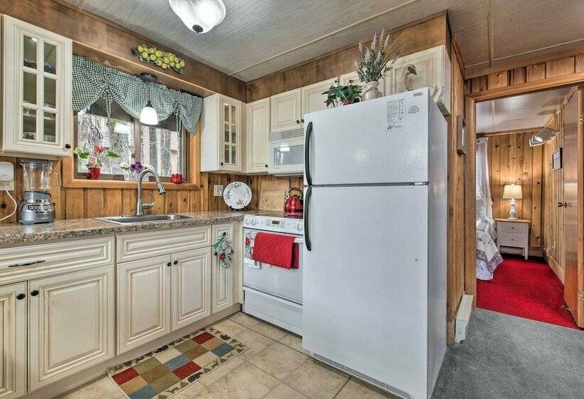 Fire Pit + Community Perks: Gouldsboro Cabin!