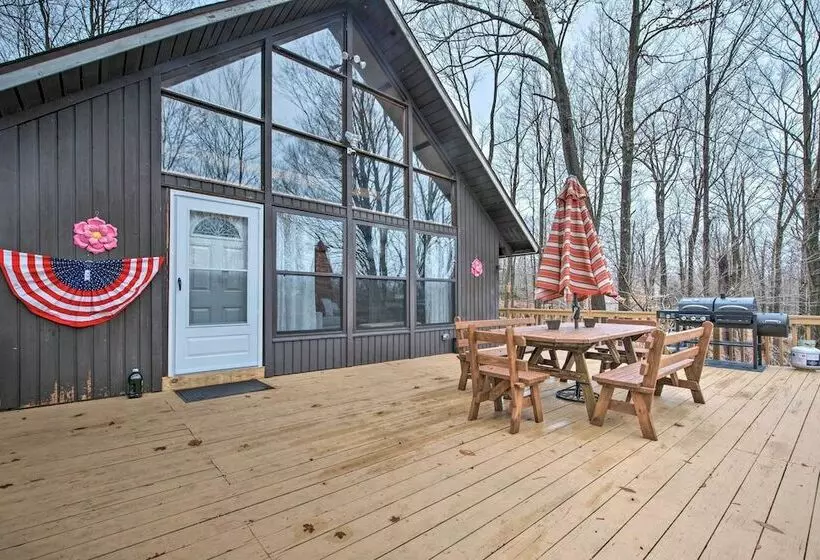 Fire Pit + Community Perks: Gouldsboro Cabin!