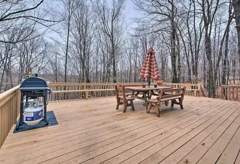 Fire Pit + Community Perks: Gouldsboro Cabin!