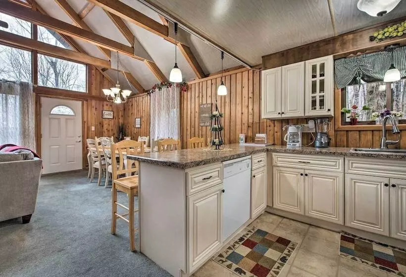 Fire Pit + Community Perks: Gouldsboro Cabin!