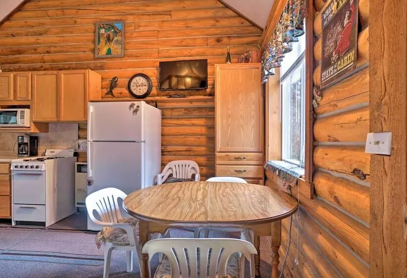 Soldotna Cabin W/ Essentials  4 Mi To Fishing