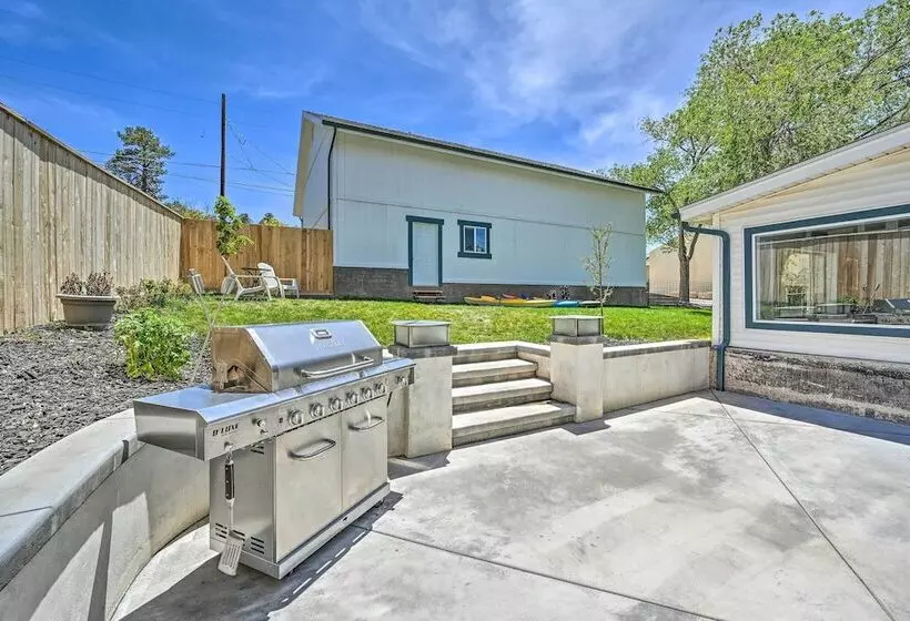 Stylish Basecamp 6850  Near Downtown Williams!