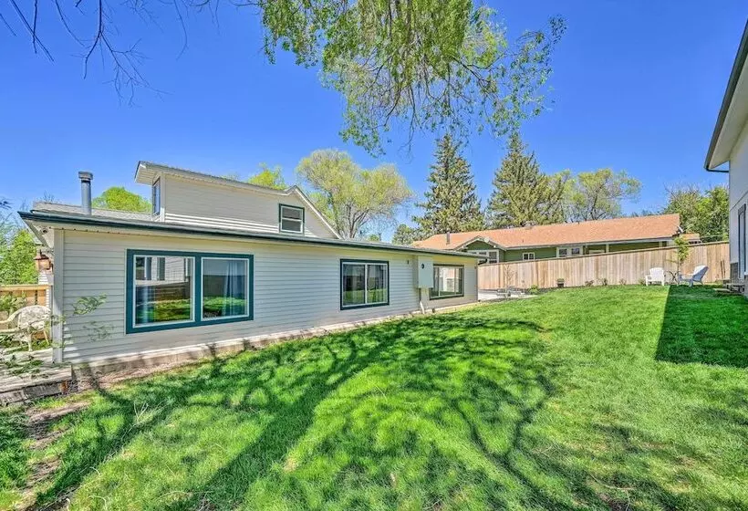 Stylish Basecamp 6850  Near Downtown Williams!