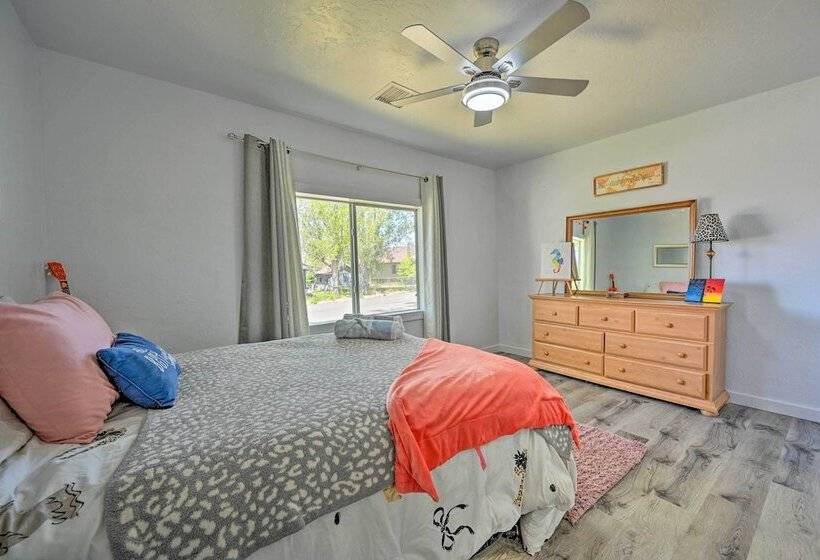 Stylish Basecamp 6850 Near Downtown Williams!