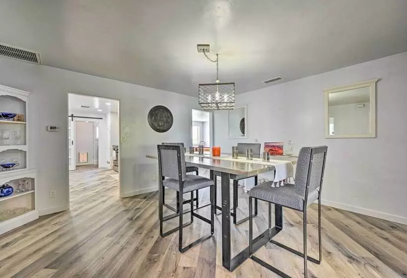 Stylish Basecamp 6850  Near Downtown Williams!