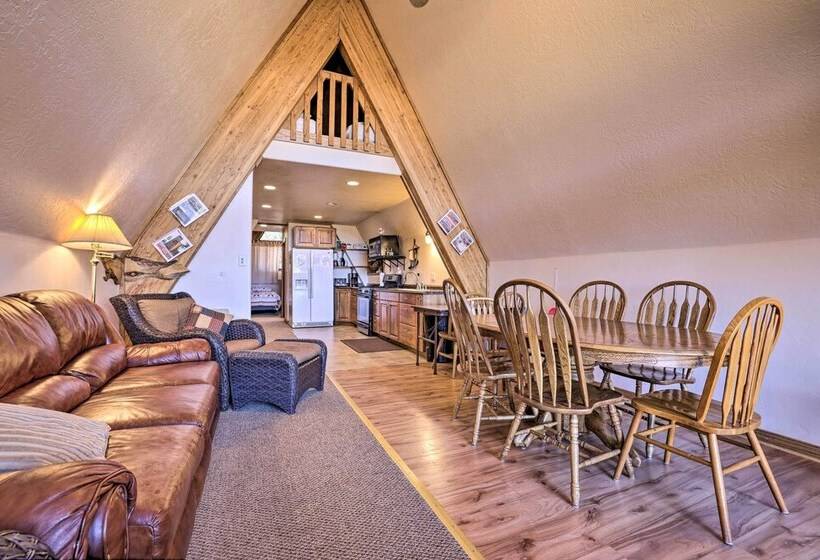 Mtn Cabin Between Bryce Canyon & Zion Nat L Parks!