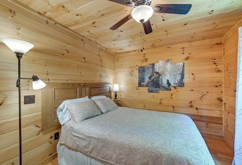 Warm & Cozy Cabin W/ Deck On Top Of The Blue Ridge