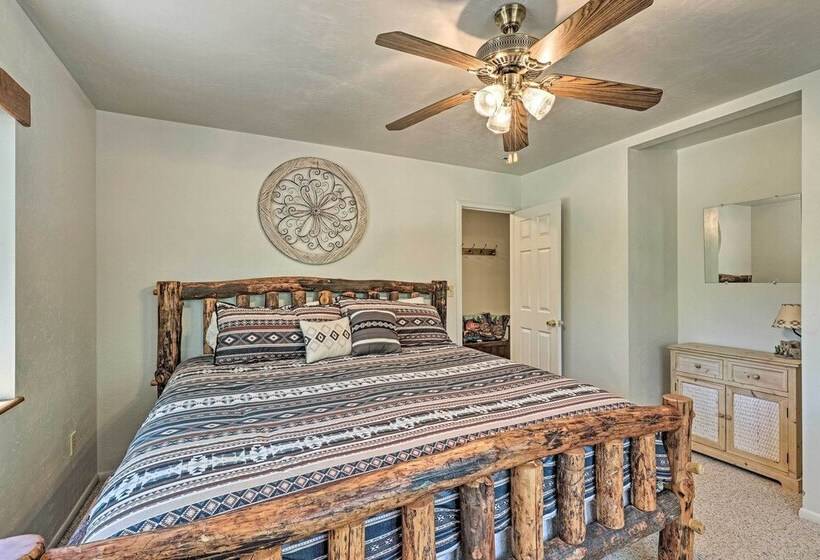 Sunny Prescott Cabin W/ Deck & Grill, 1 Mi To Lake