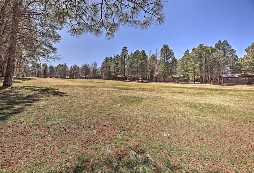 2 Story Home W/ Grill: 4 Mi To Woodland Lake!