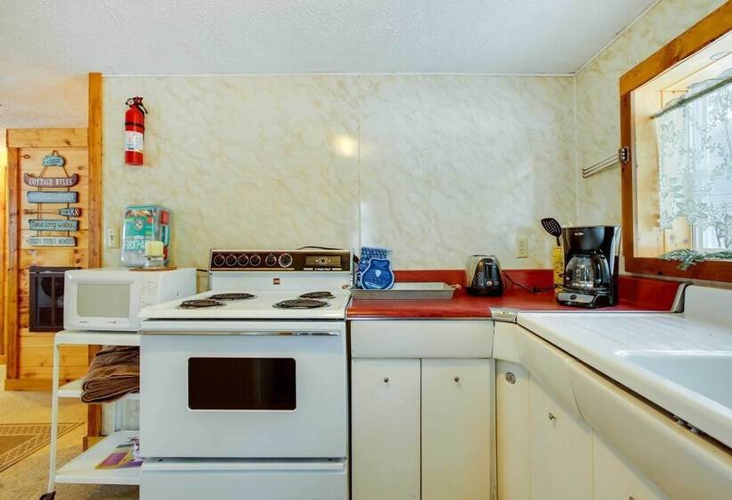 Pine Ridge Resort Cabin On Bass Lake W/ Dock!