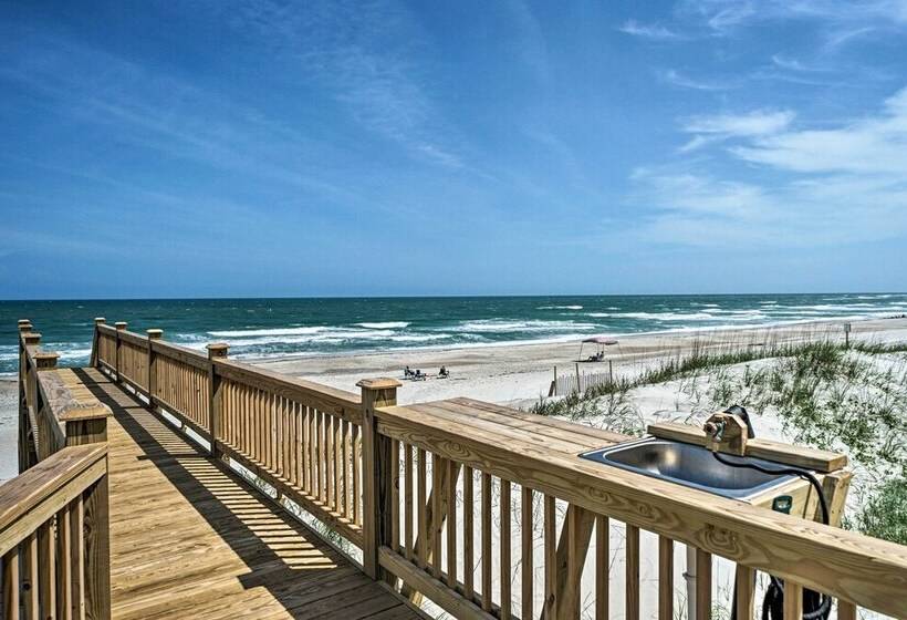 Beachfront Oasis W/ 2 Large Decks, Bbq & Views!