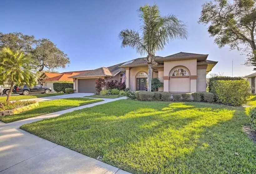 Bright & Sunny Riverview Oasis W/ Pool & Pond