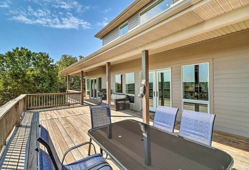 Bull Shoals Retreat W/ Panoramic River Views!