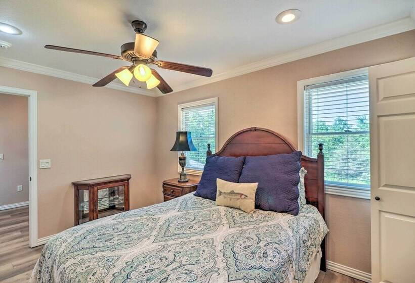 Bull Shoals Retreat W/ Panoramic River Views!